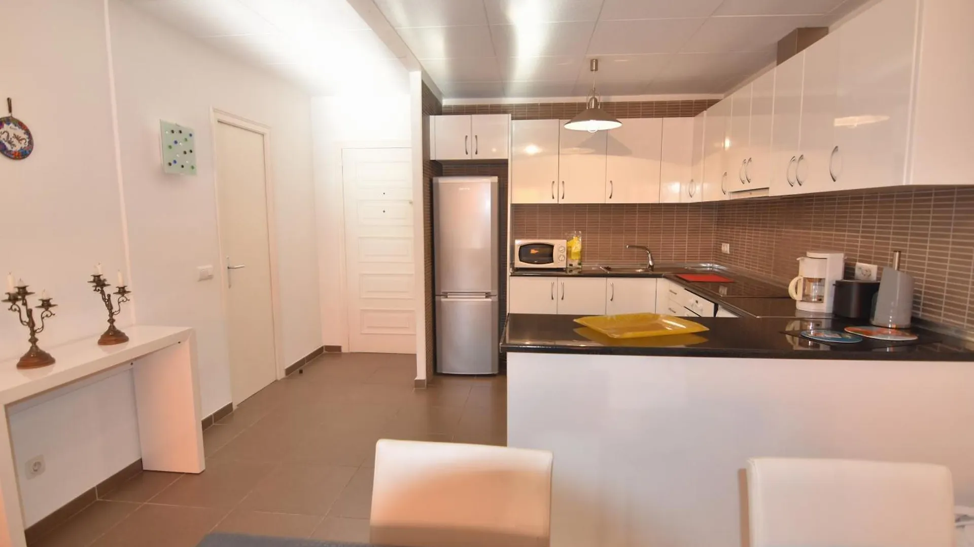 Rnet - Gaudi Roses Centre Apartment