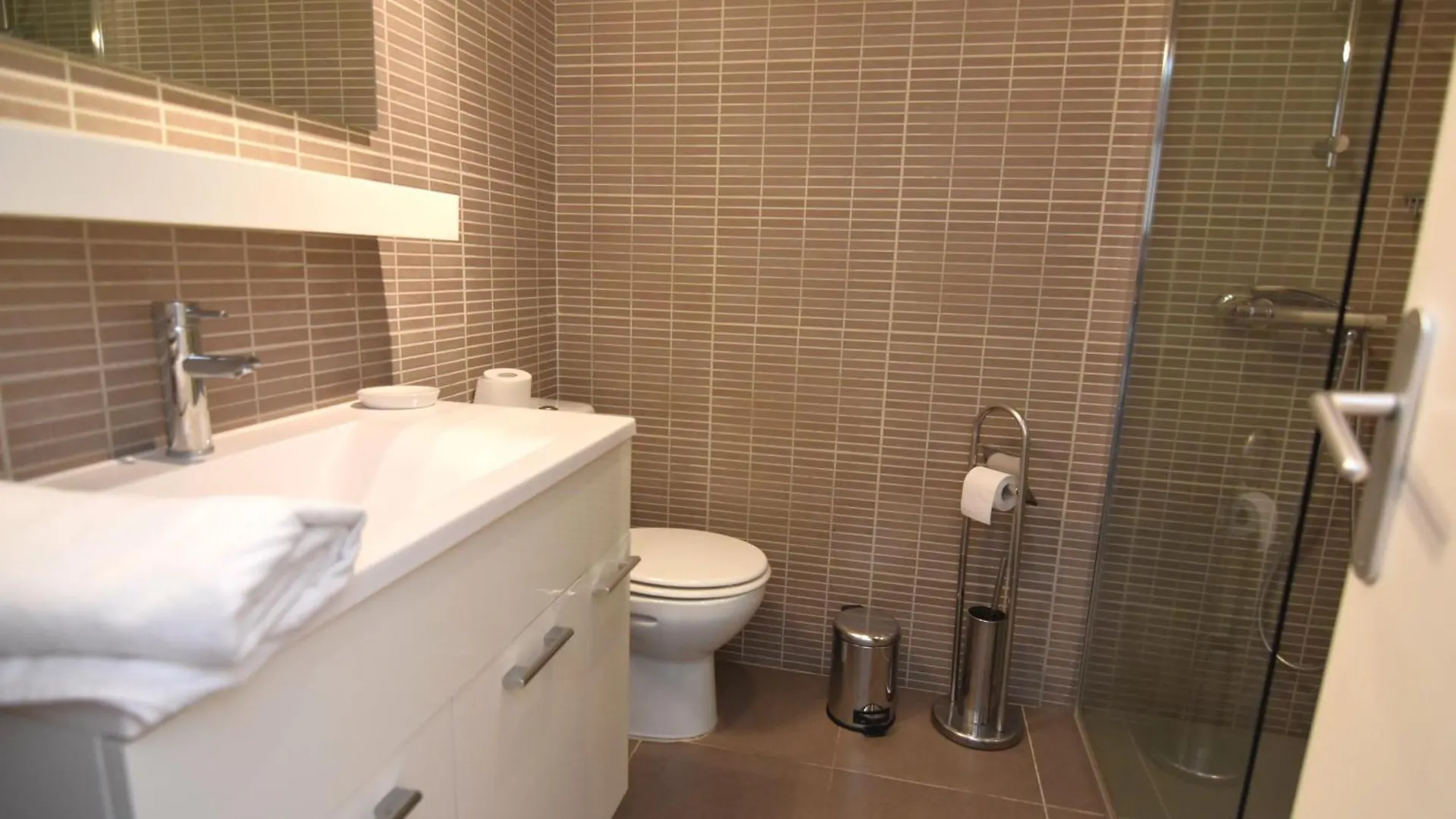 Rnet - Gaudi Roses Centre Apartment 0*,  Spain